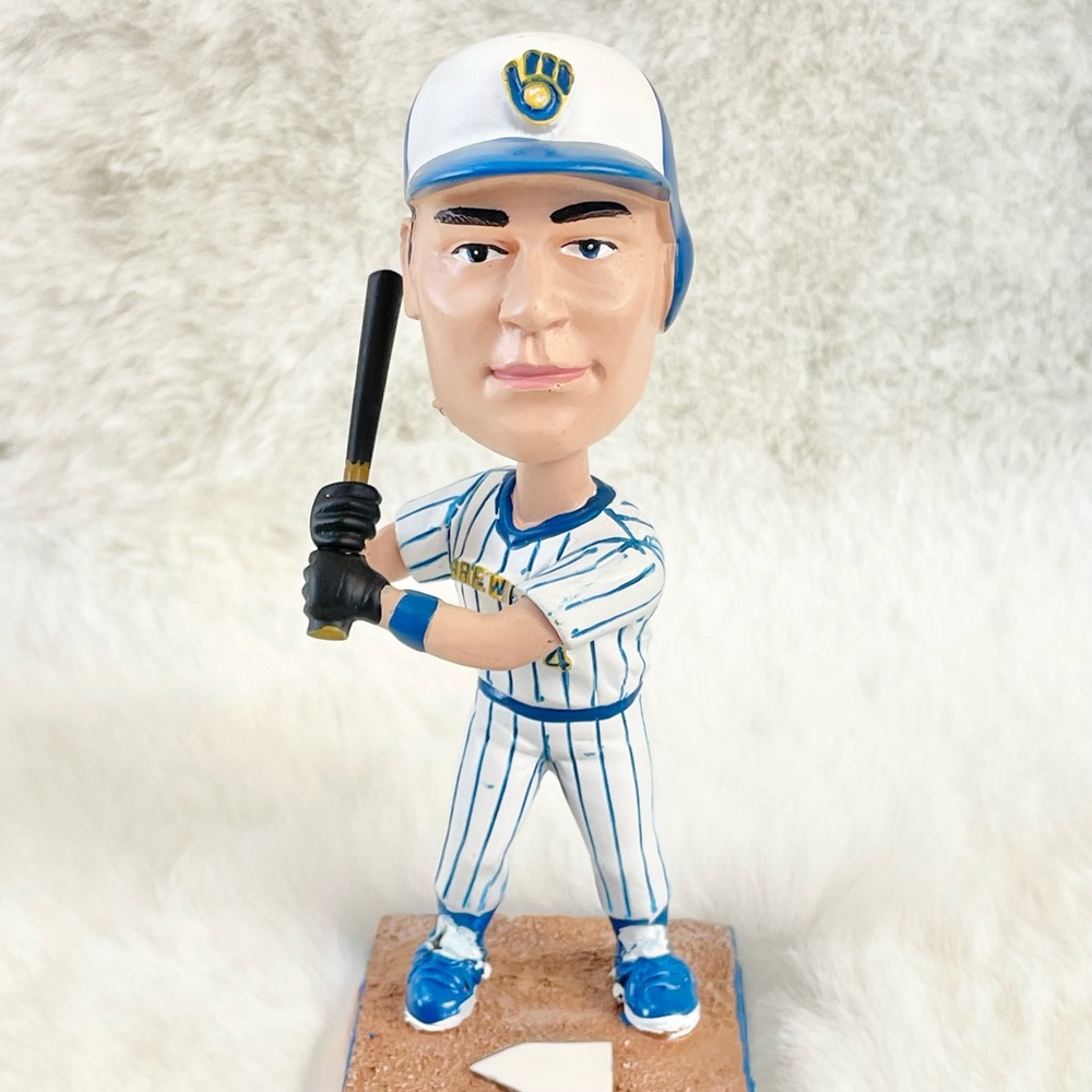 PAUL MOLITOR 2007 MILWAUKEE BREWERS COLLECTIBLE BOBBLEHEAD. In original box